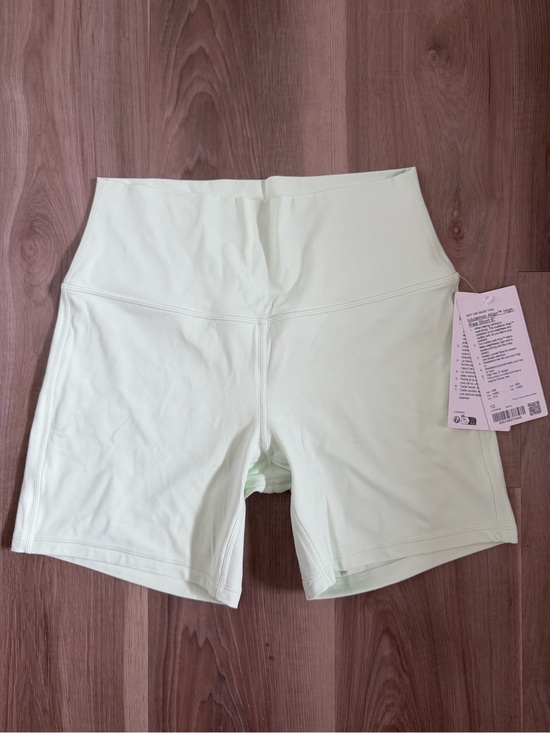 lululemon athletica Pants - Lululemon Matcha Magic Align 6” Shorts